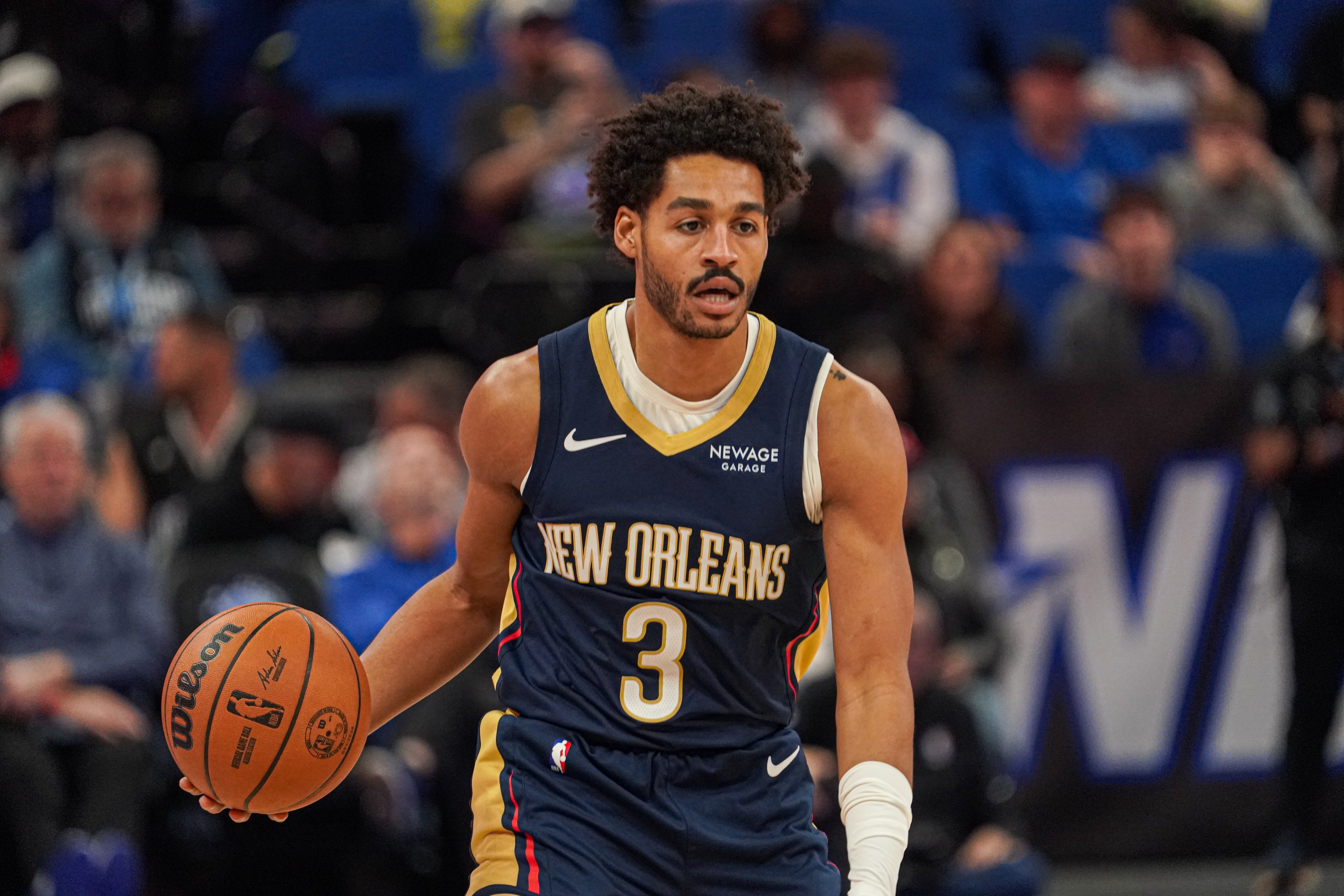 火力全开!鹈鹕第三节狂轰50分 普尔个人12中8砍下22分4助