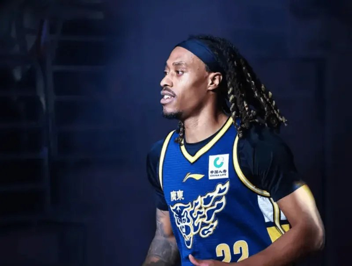 奇异果体育官方网站-杜锋终于弃用麦考尔!上场就拖节奏影响队友,趁机补强护框大外吧|广东|纯纯|王少杰|朱芳雨|徐杰_新浪体育_新浪新闻