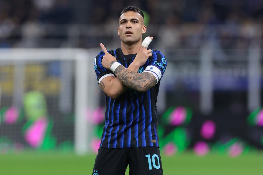 奇异果体育官方网站-意甲:劳塔罗双响图拉姆传射 国米5-2大胜罗马